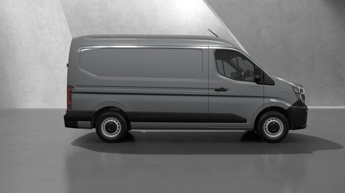 Renault Master Mwb Diesel Fwd MM35 Blue dCi 150 Advance Medium Roof Van - Image 2